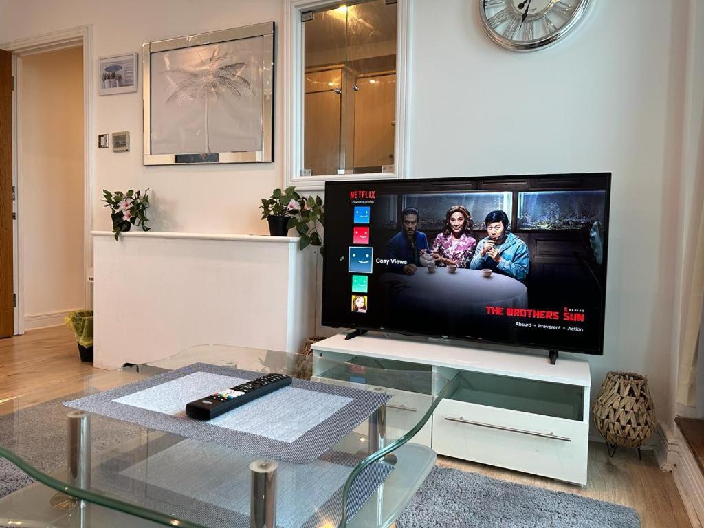 Cosy Views Apartment London Luaran gambar
